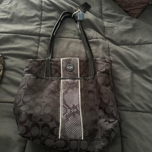 Coach Purse - Picture 1 of 1